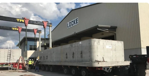 Over weight cargo Over weight cargo